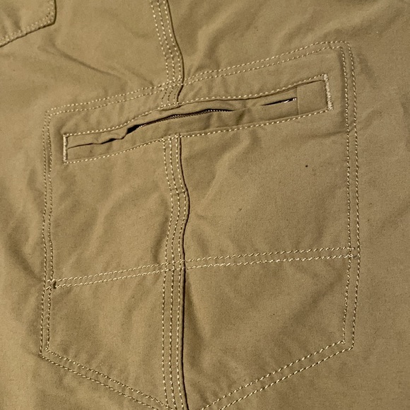 “PATAGONIA” Men’s Cargo Shorts…Tan…Sz 36 - Picture 5 of 8